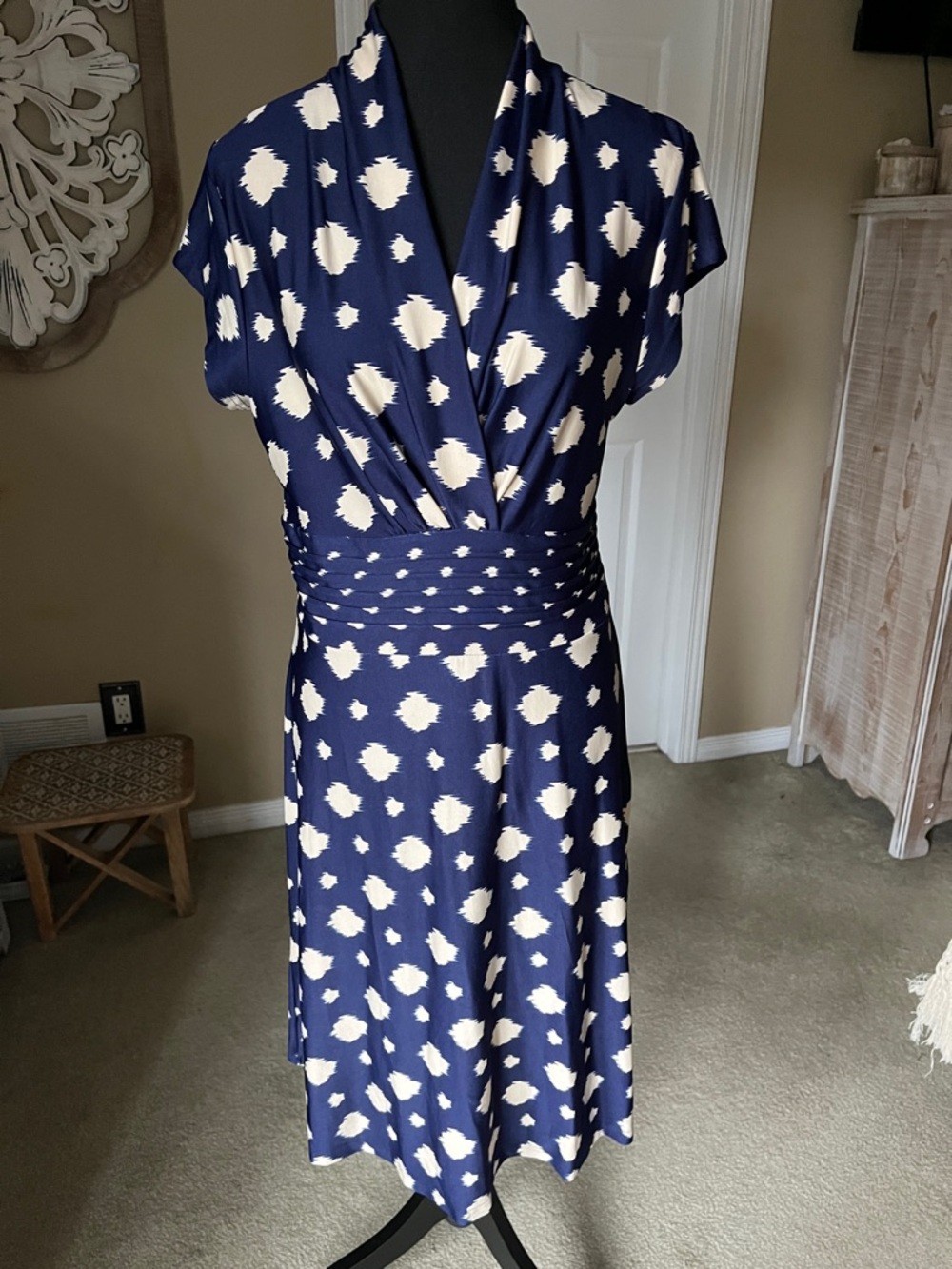 Voir Voir Navy Wrap-Style Midi Dress with Cream Abstract Print, Size 10